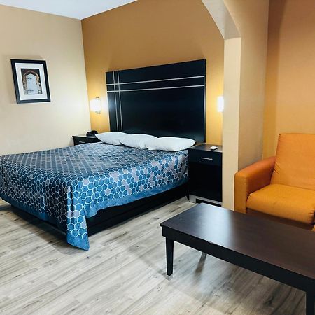 Executive Inn & Suites Floresville Exterior foto